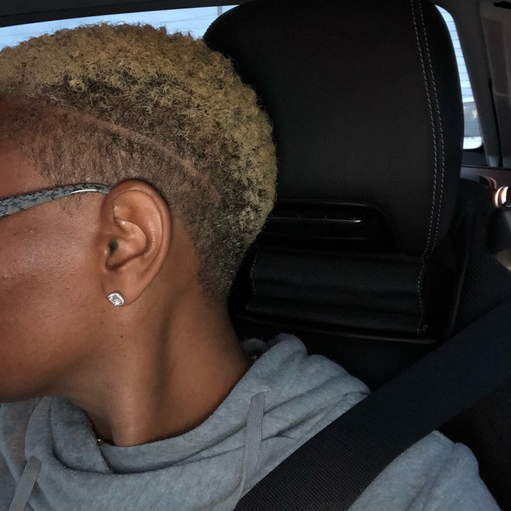 Meet your Posher, Keke